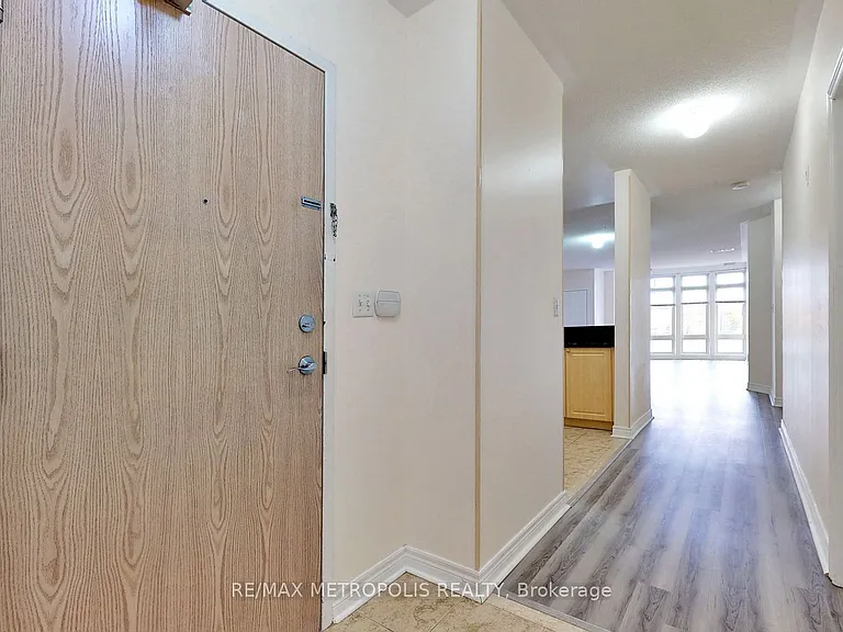 7340 Markham Rd #107 — Photo 14
