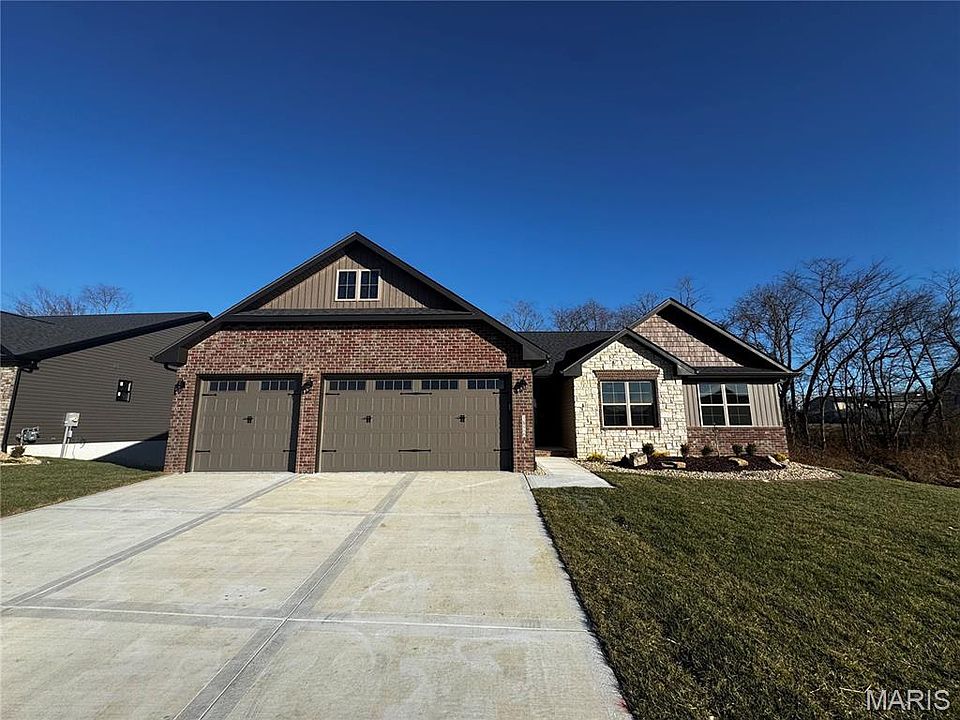 1st image of 1826 Robin Mills Ct