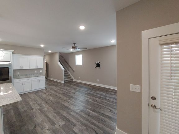 5th image of 2155 Welltown Ln