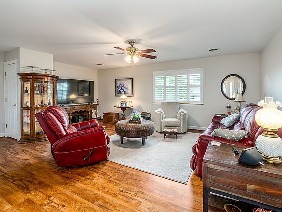 4th image of 2717 Carnoustie Dr