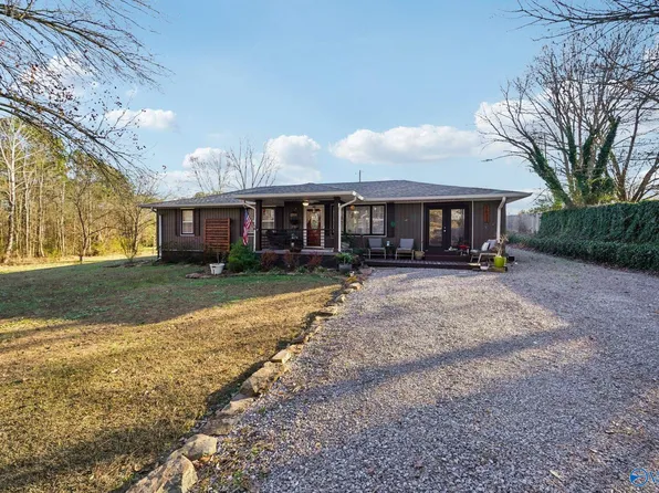 1632 Jackson St SW, Cullman, AL 35055