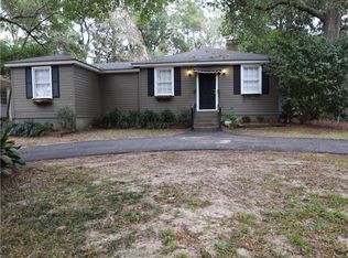 304 Pineview Ln W, Mobile, AL 36608