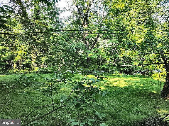 4th image of 2161 W Ridge Dr