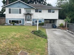 10977 Jay Cres, Surrey, BC V3R5B3