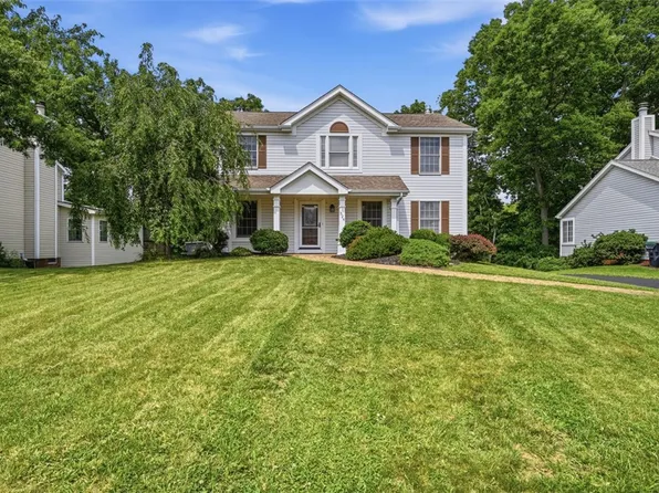 324 Haldeman Dr, Cranberry Township, PA 16066