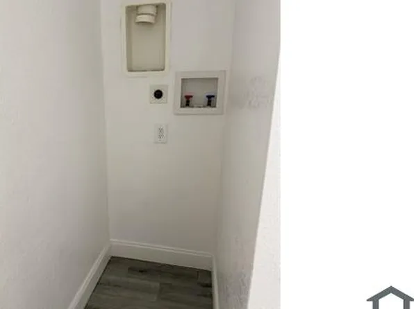 633 11th St, West Palm Beach, FL