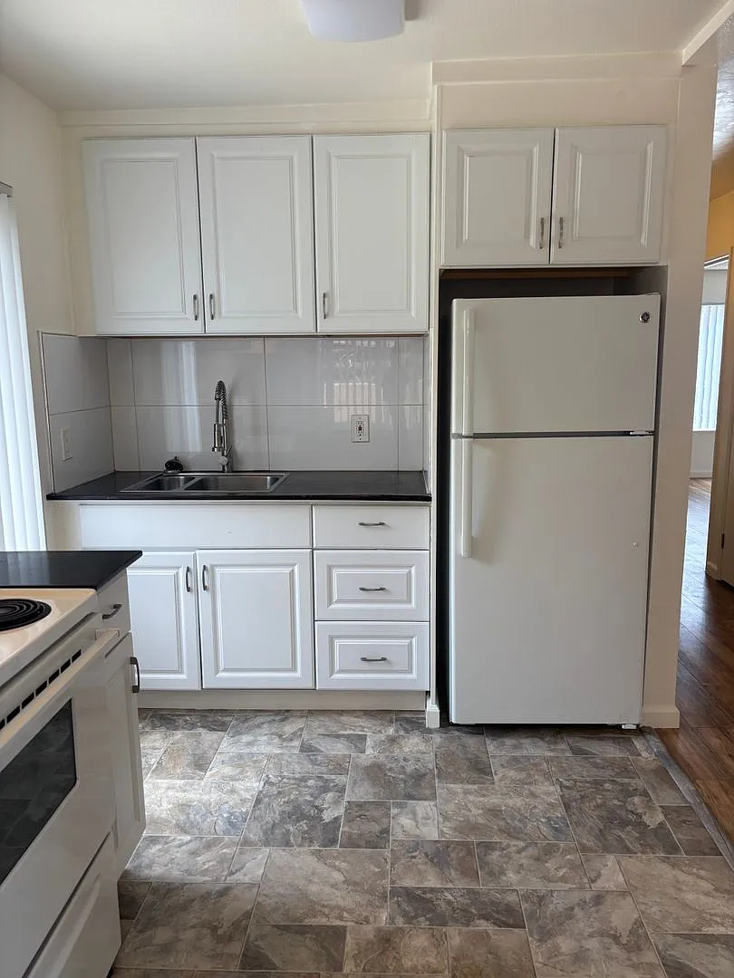 8230 Lemon Grove Way — Photo 2