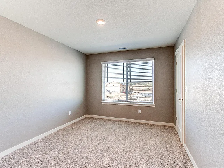 17951 Sky Pilot Ln — Photo 23