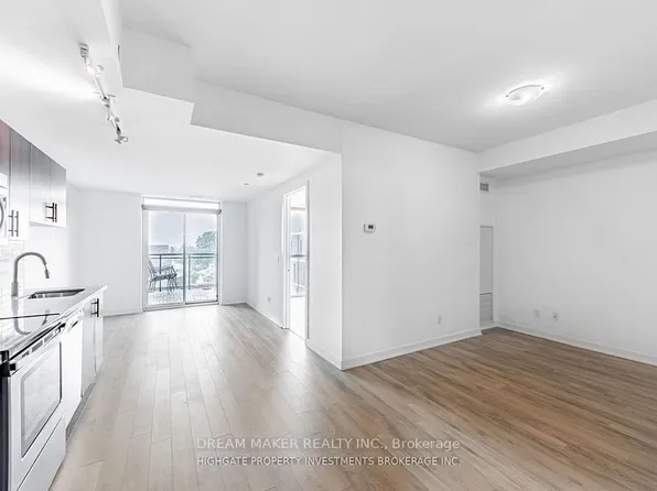 16 McAdam Ave #306, Toronto, ON M6A 0B9