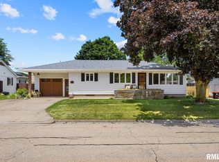 751 E Monroe St, Morton, IL