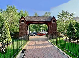 201 Eastern Pkwy #T1, Brooklyn, NY 11238