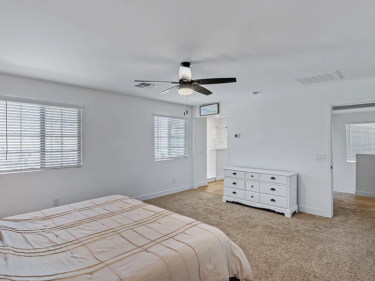 14233 W Cottontail Ln — Photo 29