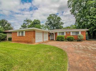 5160 Laurel St, Beaumont, TX 77707