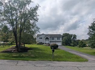 41 Jenkins Ln, Highland, NY 12528