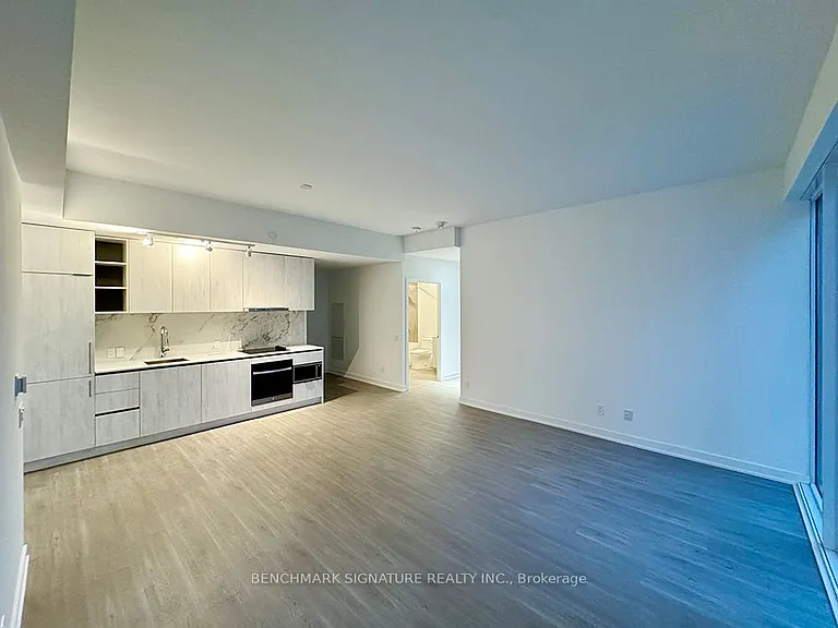 8 Wellesley St W #608 — Photo 8