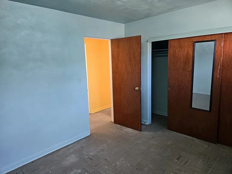 1117 S Saxby Ave — Photo 18