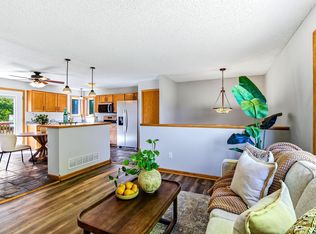 332 Orchard Pkwy W, Shakopee, MN 55379