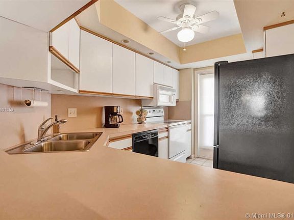 5th image of 1000 SW 12th St APT 300