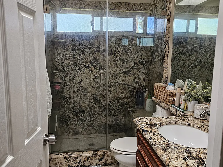 1009 Murrieta Blvd — Photo 7