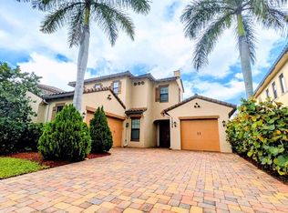 11555 NW 81st Pl, Pompano Beach, FL 33076