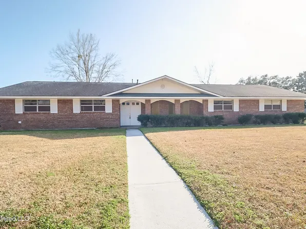 6 Pecan Cir, Long Beach, MS 39560