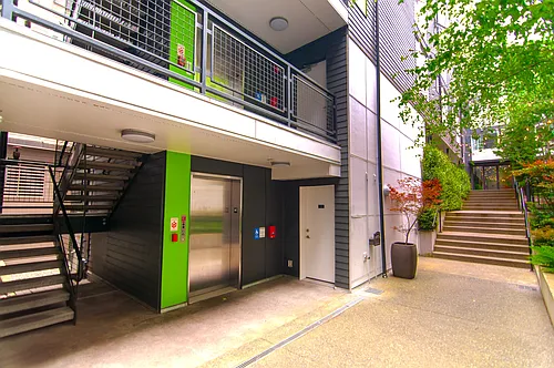 Sorento Flats Photo 1