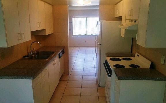 4th image of 2052 Kings Hwy APT 2
