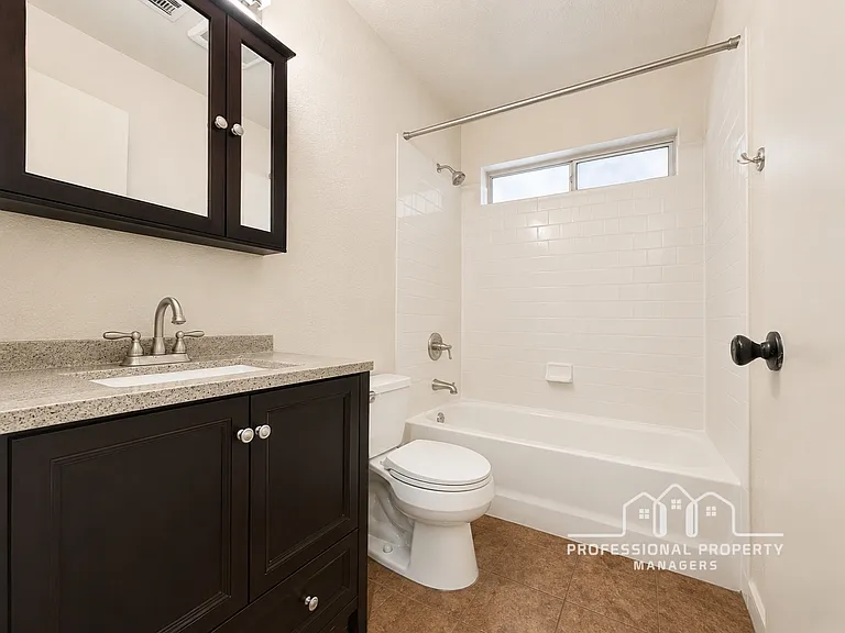 7042 E 36th Pl — Photo 14