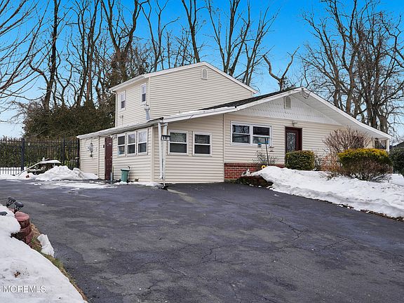 5th image of 608 Wayside Road