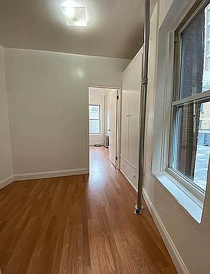 4th image of 540 W 47th St APT 9
