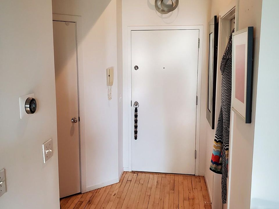 1st image of 932 W Wrightwood Ave #C