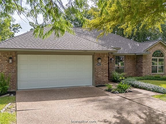 2nd image of 3011 Cortez St