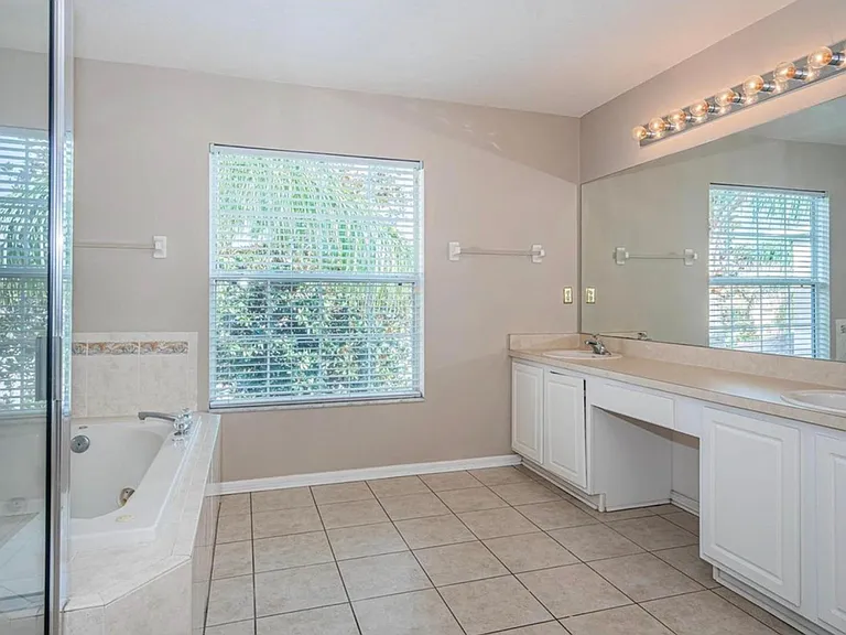 10858 Hoffner Edge Dr — Photo 57