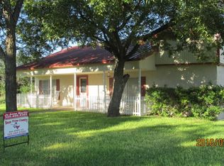 506 S Elm St, Brady, TX 76825