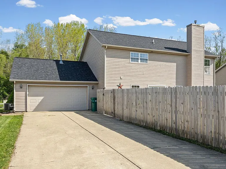 4027 Fiddlesticks Dr — Photo 29