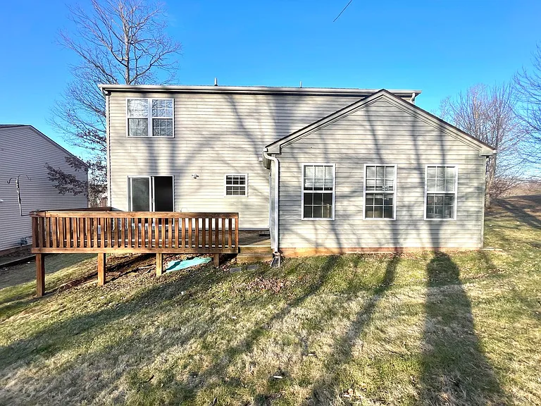 275 Barkwood St — Photo 15