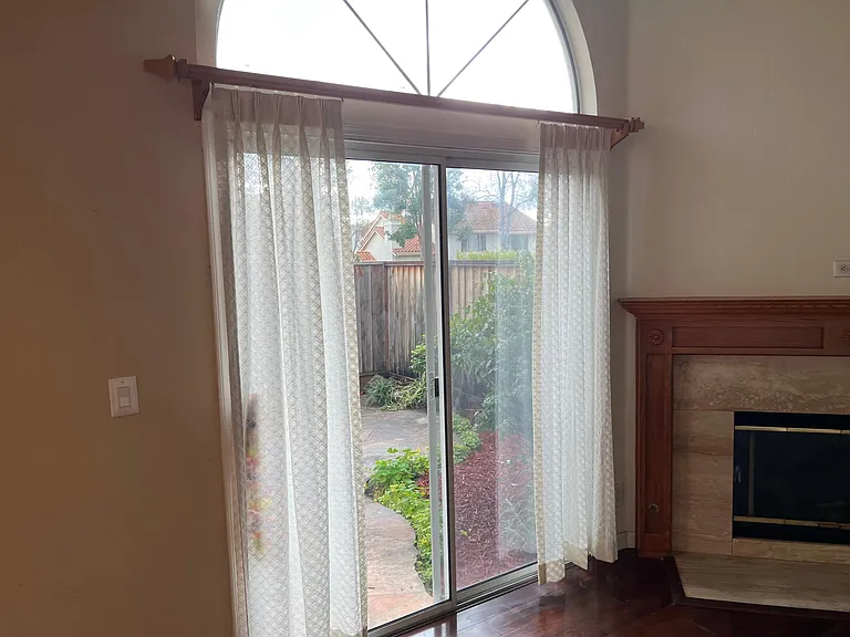 2111 Cuesta Dr — Photo 6