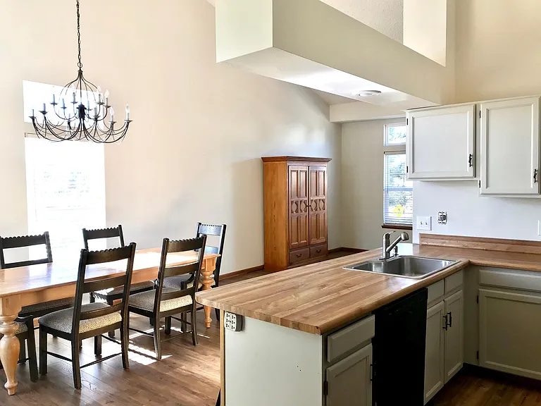 8515 Bitter Bush Way — Photo 9