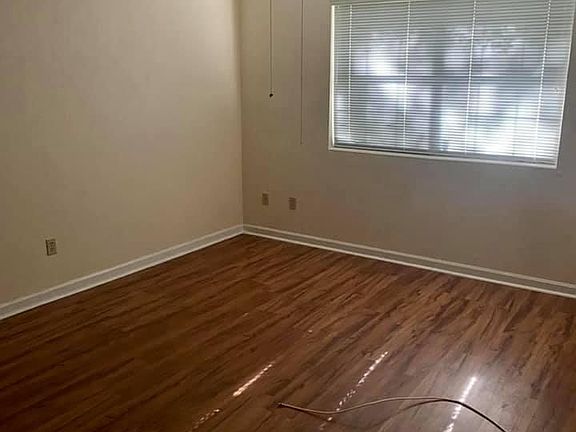 5th image of 2025 Sandcastle Dr