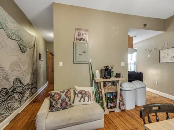 9 Sewall St, Roxbury, MA 02120