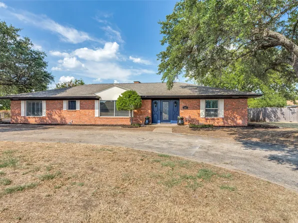 202 Mockingbird Ln, Weatherford, TX 76086