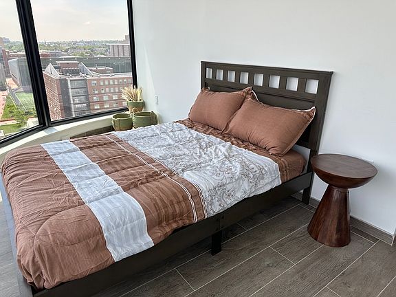3rd image of 50-54 Sussex Ave #1406