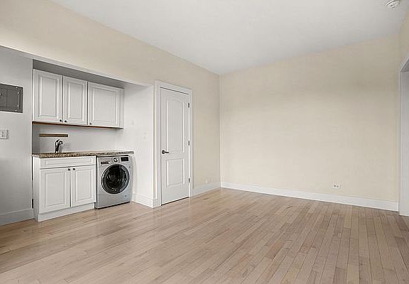 5th image of 66 Saint Nicholas Pl #67B