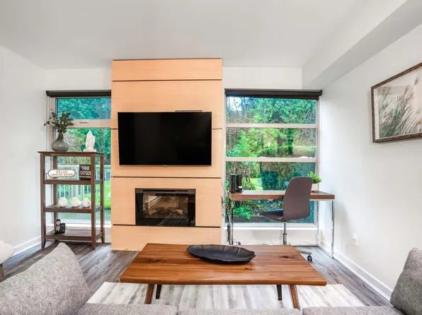 2832 Capilano Rd #104, North Vancouver, BC V7R 4H5