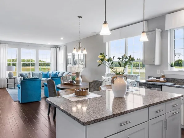 68 Beach Dr, Eastampton, NJ 08060