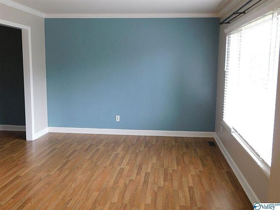4th image of 903 Seina Vista Dr