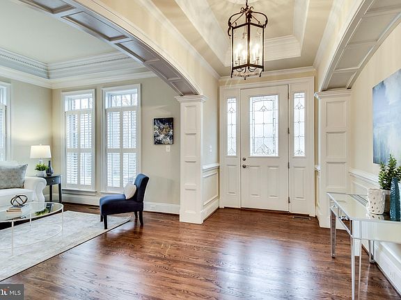 5th image of 2161 Royal Lodge Dr