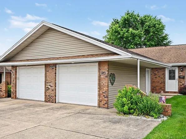 913 Berkley Cir, Mishawaka, IN 46544