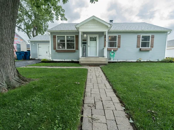 116 Maple St, Lowell, IN 46356