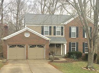 2040 Amsterdam Rd, Crescent Springs, KY 41017